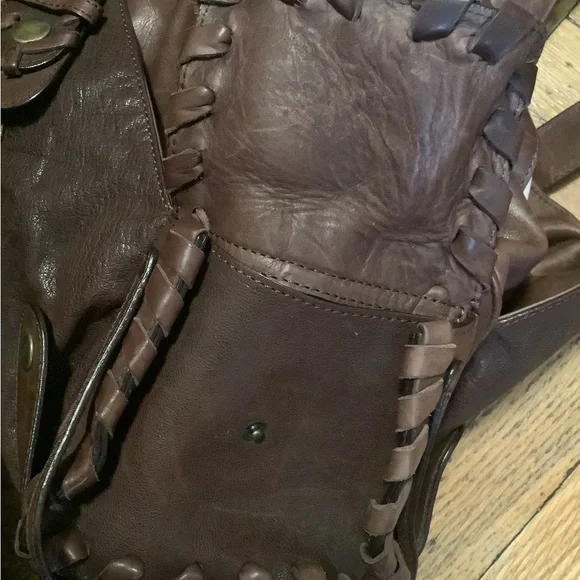 Chloe Silverado - Picture 12 of 14